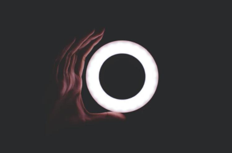Circular light