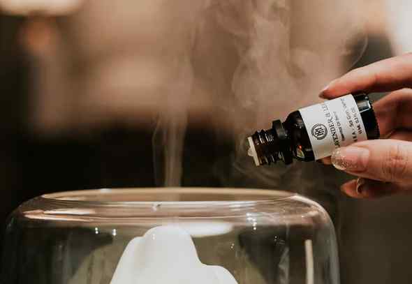 Clove oil diffuser
