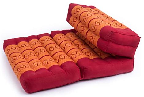 Foldable meditation cushion