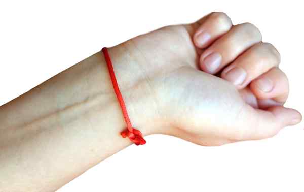 Red string bracelet