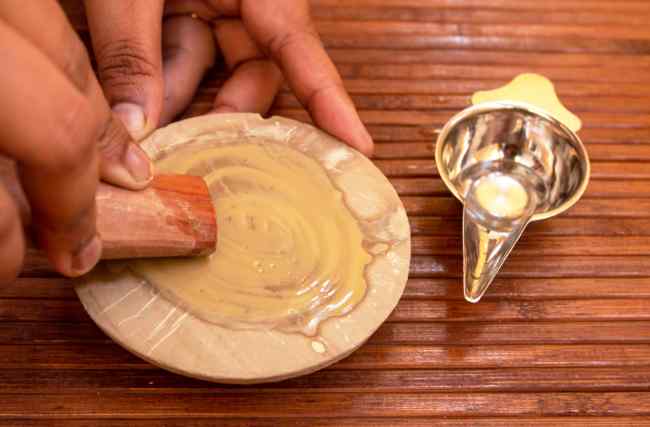 Sandalwood paste